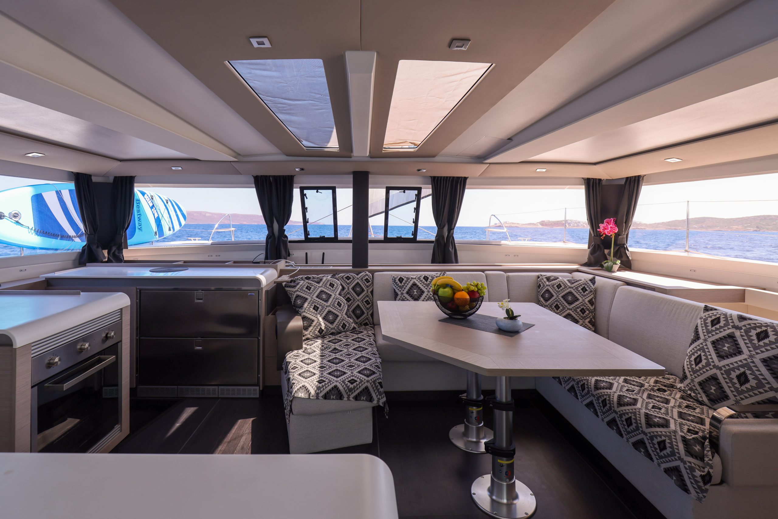 aquarella-fountaine-pajot-47