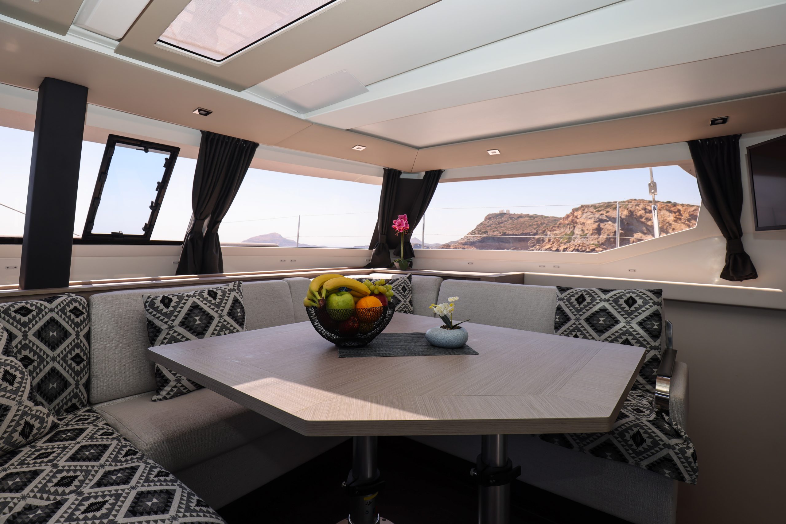 aquarella-fountaine-pajot-47